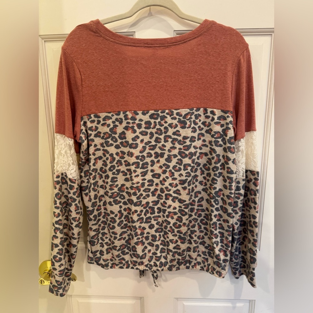 Jolt Rust and Leopard Print Top - Picture 3 of 5
